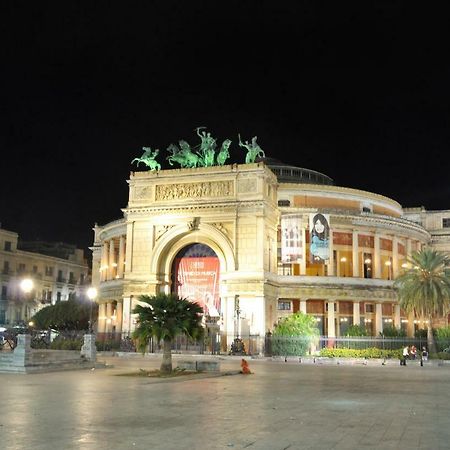 Villa Casa De Spuches Palermo Esterno foto