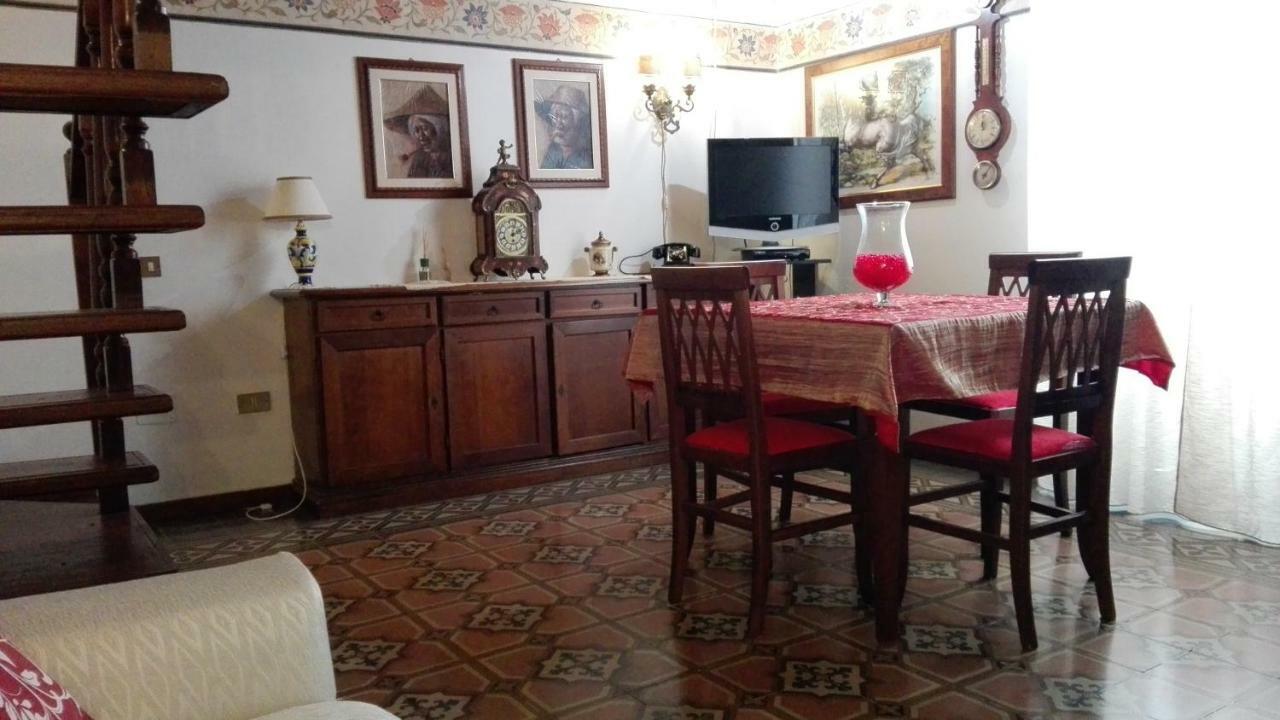 Villa Casa De Spuches Palermo Esterno foto